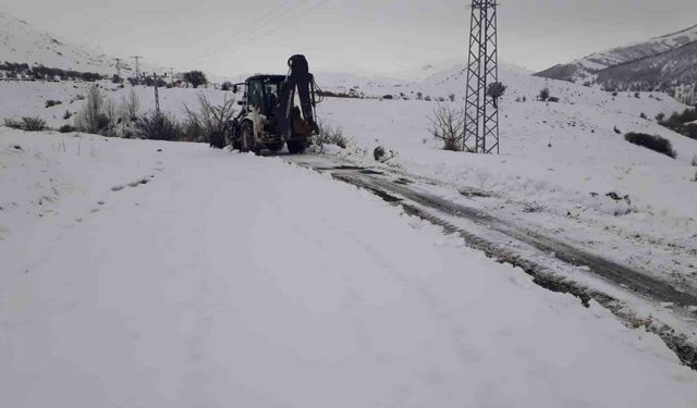 Tunceli’de köy yollarının tamamı açıldı