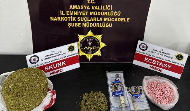 Amasya’da tırı polisin üzerine süren sürücü uyuşturucuyla yakalandı