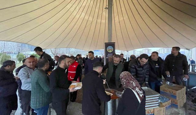 Bingöl’de her gün 2 bin kişiye iftar yemeği veriliyor