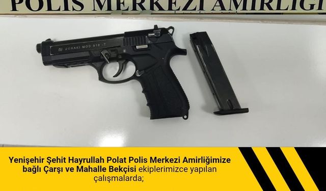 Bingöl’de ruhsatsız tabanca ve uyuşturucu madde ele geçirildi