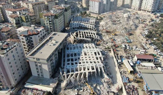 3 evladını Rönesans Rezidans’ta kaybeden gözü yaşlı anne adalet istedi
