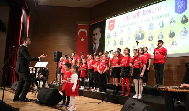 Büyük bayram, çocukların konseriyle coşkuyla kutlandı