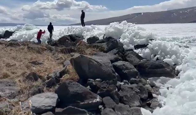 Çıldır Gölü, çözülmeye başladı