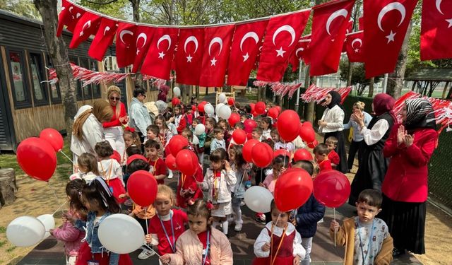 Çocuklar 23 Nisan’ı gururla kutladı