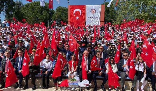 Denizli’de 23 Nisan coşkuyla kutlanıyor