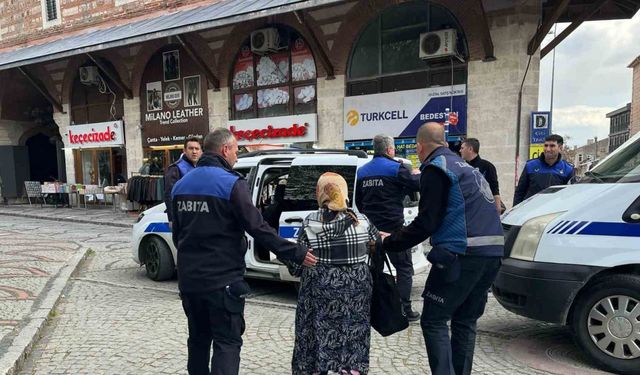 Edirne’de zabıtadan dilencilere ve işgallere operasyon