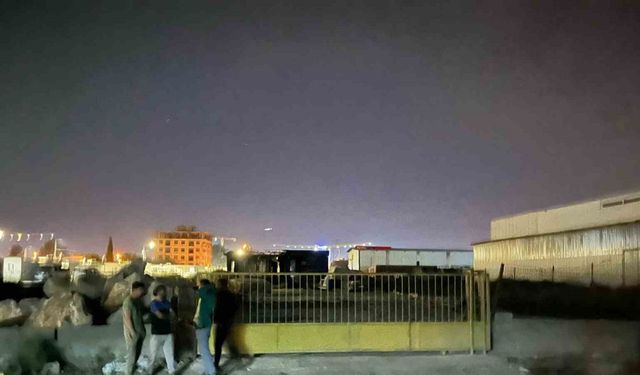Hurdacı dükkanı alevlere teslim oldu