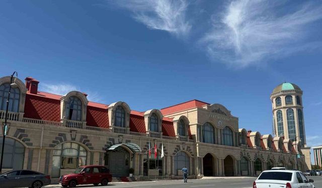 Iğdır-Nahçıvan doğal gaz boru hattı Nahçıvan’da sevinçle karşılandı