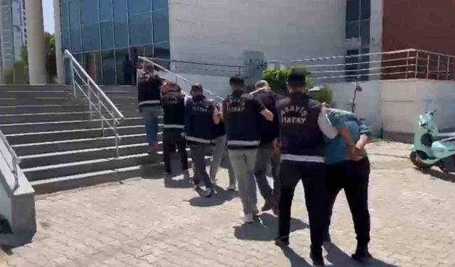 İskenderun’da aranan 5 kişi yakalandı