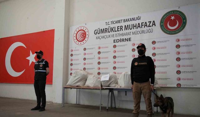 Kapıkule’de zehir tacirlerine geçit yok: 2 ayrı operasyonda yaklaşık 46 kilo uyuşturucu ele geçirildi