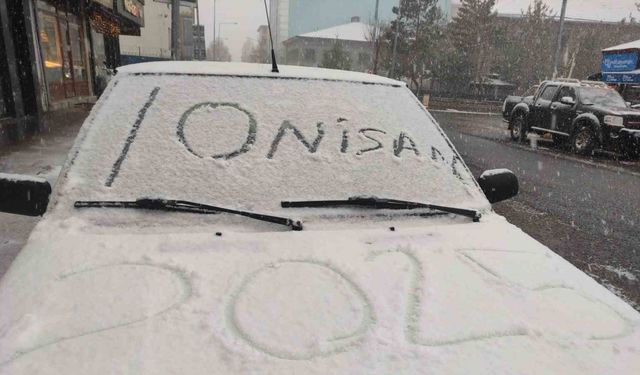 Kış geri geldi, Ardahan beyaza büründü