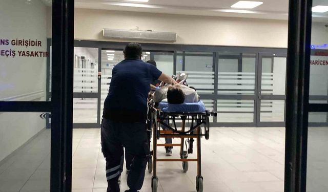 Konya’da bıçaklı kavga: 1’i ağır 2 yaralı