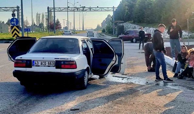 Kütahya’da iki otomobil çarpıştı: 7 yaralı