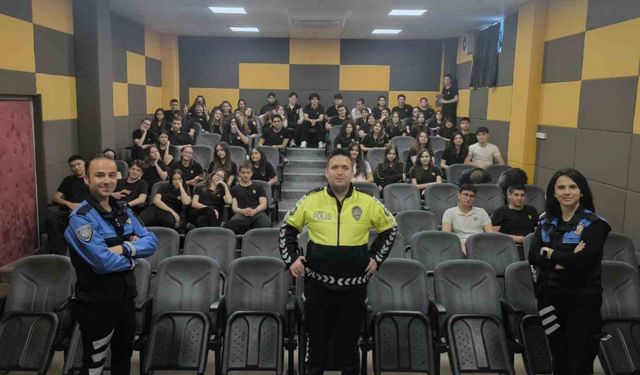 MTK Koleji öğrencilerine trafik ve güvenlik eğitimi