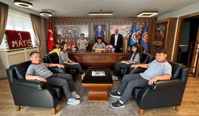TES-İŞ Yatağan Şube Başkanı Erçelik: "Termik santraller kapatılsın diye sorumsuz açıklamalar yapıp bu bayramda çocukları üzmeyin"
