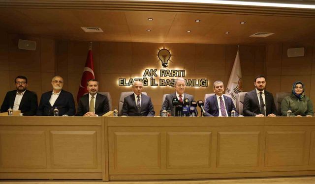 (2) TBMM Milli Savunma Komisyonu Başkanı Akar: ’’Bizim hedefimiz bu zamana kadar sadece ve sadece teröristler olmuştur’’