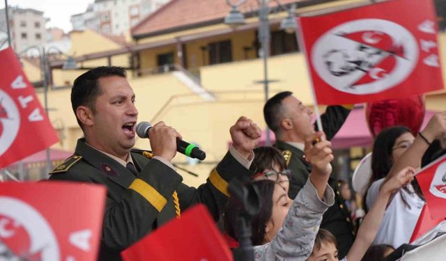 Askeri bandonun, Sefo’nun "Bilmem mi" performansı beğeni topladı
