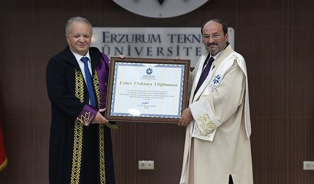 ETÜ’de 2024-2025 yılı akademik giysi ve ödül töreni gerçekleştirildi