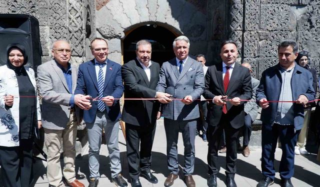 Geleneksel el sanatları bu sergide buluştu
