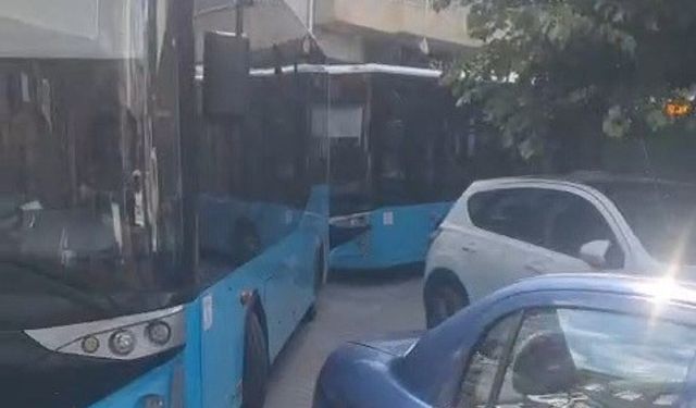 Hatalı park trafik çilesine neden oldu