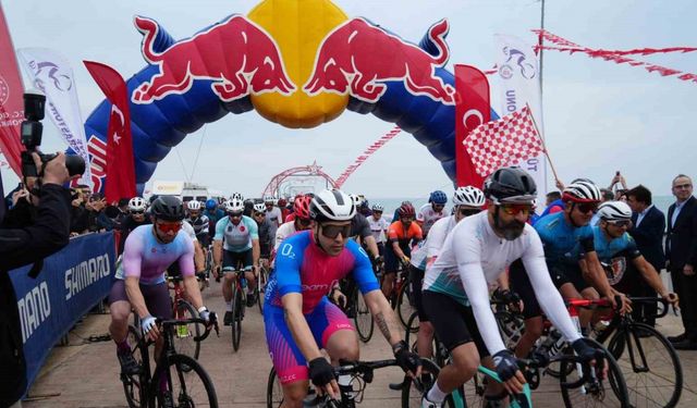 İlkadım Gran Fondo Bisiklet Yarışları, 494 sporcunun katılımıyla start aldı