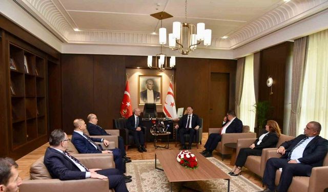 KKTC Cumhuriyet Meclis Başkanı Öztürkler, Bakanı Şimşek’i kabul etti
