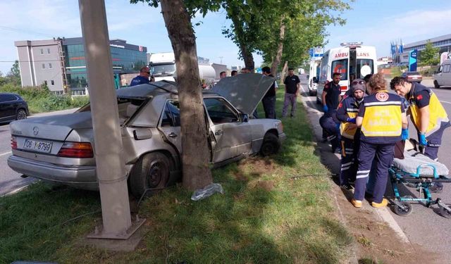 Samsun’da otomobil önce tıra, ardından ağaca çarptı: 1 yaralı