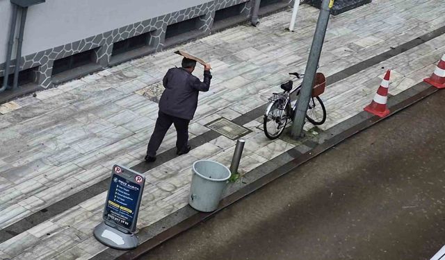Şehir merkezinde dolu yağışı etkili oldu