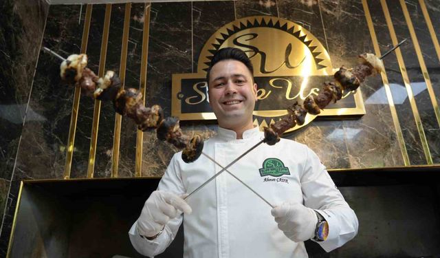 Yılda sadece 3 hafta yapılan sarımsak kebabı damak çatlatıyor