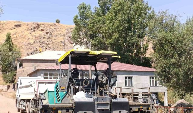 Muş’ta BSK yol yapım çalışmaları sürüyor