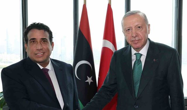 Cumhurbaşkanı Erdoğan, Libya Başkanlık Konseyi Başkanı El-Menfi ile görüştü