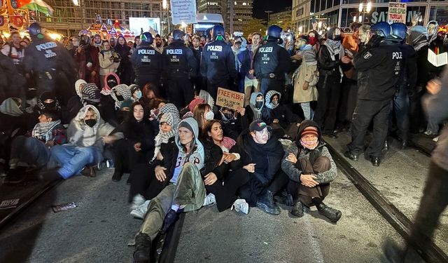 Almanya’nın başkenti Berlin’de Küresel Sumud Filosu’na destek gösterisi