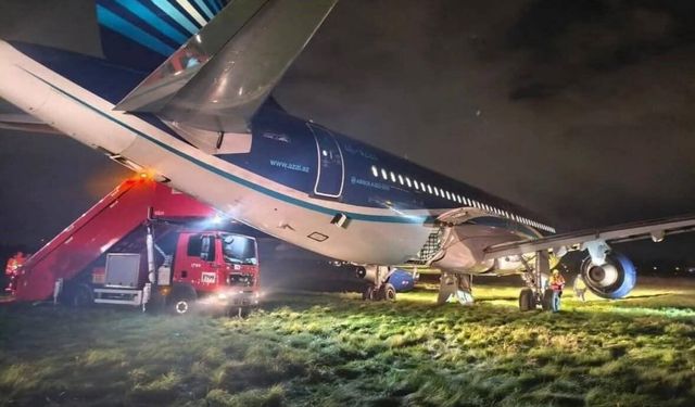 Azerbaycan Hava Yolları’na ait uçak, teknik arıza nedeniyle zorunlu iniş yaptı