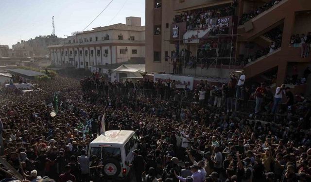 Filistin Sağlık Bakanlığı: "15 sivilin cenazesi teslim alındı"