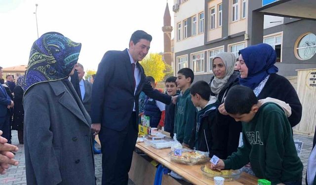 Iğdır’da Gazze’ye destek için "Bir Okul, Bir Umut" temasıyla yardım kampanyası düzenlendi