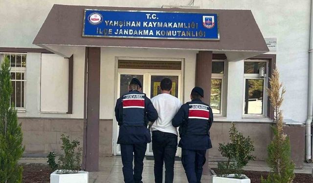 Kırıkkale’de 16 adrese eş zamanlı operasyon: 3 firari hükümlü yakalandı