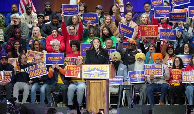 New York’un ilk Müslüman belediye başkanı adayı Mamdani’den "New York Satılık Değil" mitingi