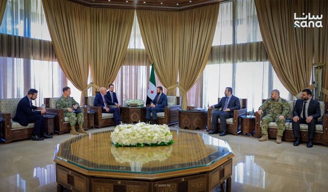 Suriye Devlet Başkanı Eş-Şara ile ABD temsilcisi Barrack görüştü