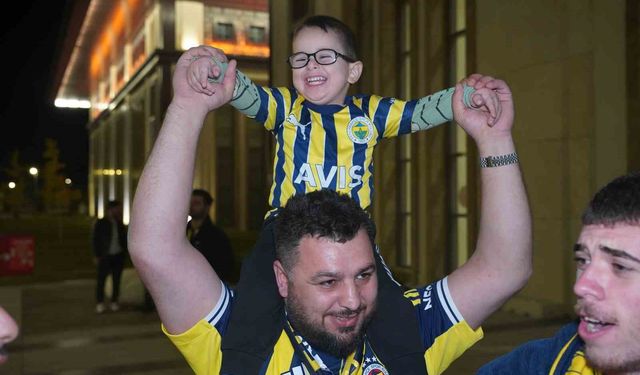 Fenerbahçe kafilesi Rize'de karşılandı