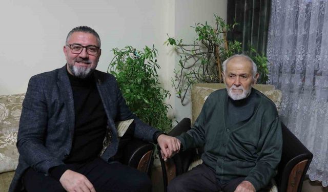 95 yaşındaki şehit babası öğretmen, özel günde unutulmadı