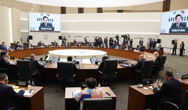 APEC liderlerinden ekonomik büyüme için "güçlendirilmiş iş birliği" ve "somut eylem" çağrısı