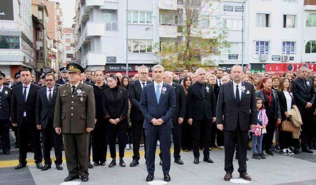 Atatürk vefatının 87. yıldönümünde Uşak’ta anıldı