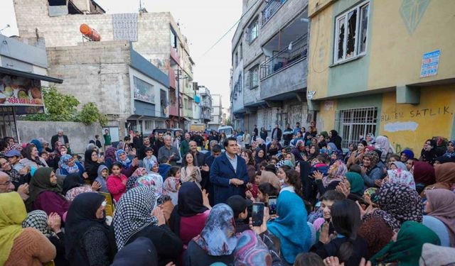 Başkan Yılmaz’ın mahalle ziyareti mitinge dönüştü