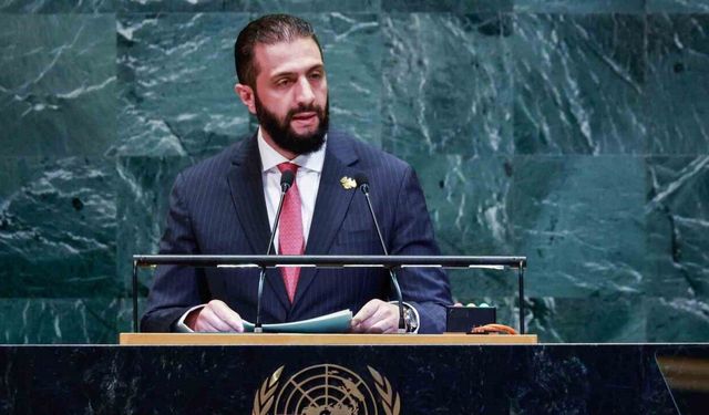 BM Güvenlik Konseyi, Suriye Devlet Başkanı Eş-Şara’ya yönelik yaptırımları kaldırdı