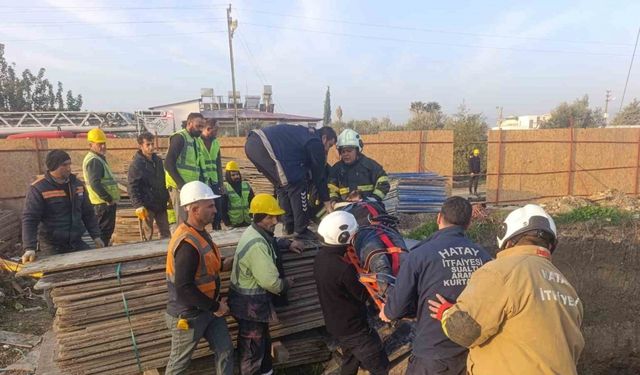 Çalıştığı esnada rahatsızlanan kule vinç operatörü operasyonla kurtarıldı