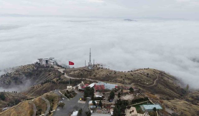Elazığ sis denizinde kayboldu, ortaya kartpostallık görüntüler çıktı