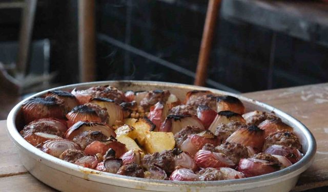 Gazianteplilerin doğal antibiyotiği soğan kebabı