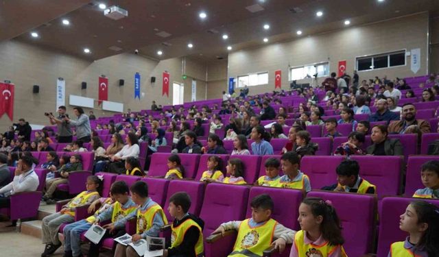 Geleceğin bilim adamları ilk projelerini BARÜ’de sergiledi