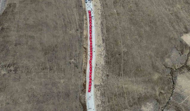 Gümüşhane’de Kabaktepe şehitlerine vefa yürüyüşü düzenlendi