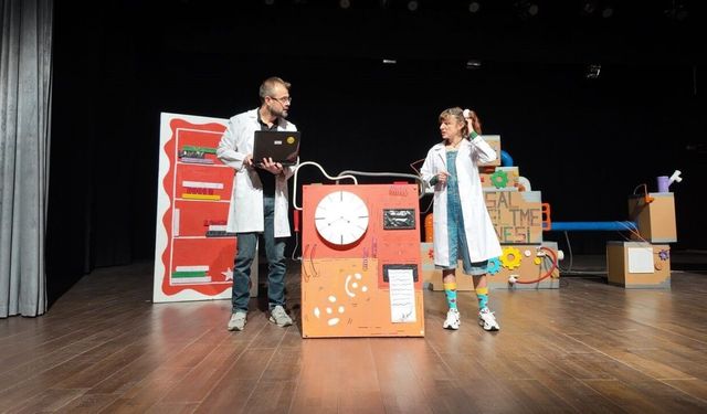 Isparta Belediyesi Şehir Tiyatroları çocuklarla buluştu